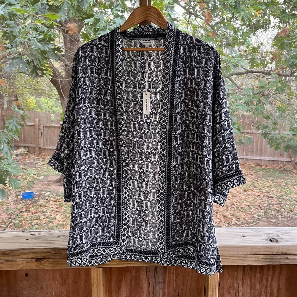 Max Studio Women's Black And White Printed Lightweight Topper Size S. NEW